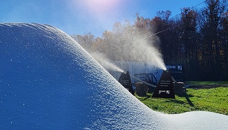 東北地方初！カナダ製最新型造雪機6台導入のお知らせ